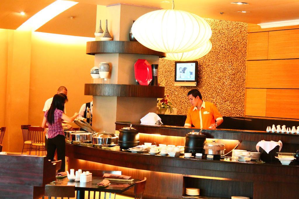 Iloilo Business Hotel Eksteriør bilde