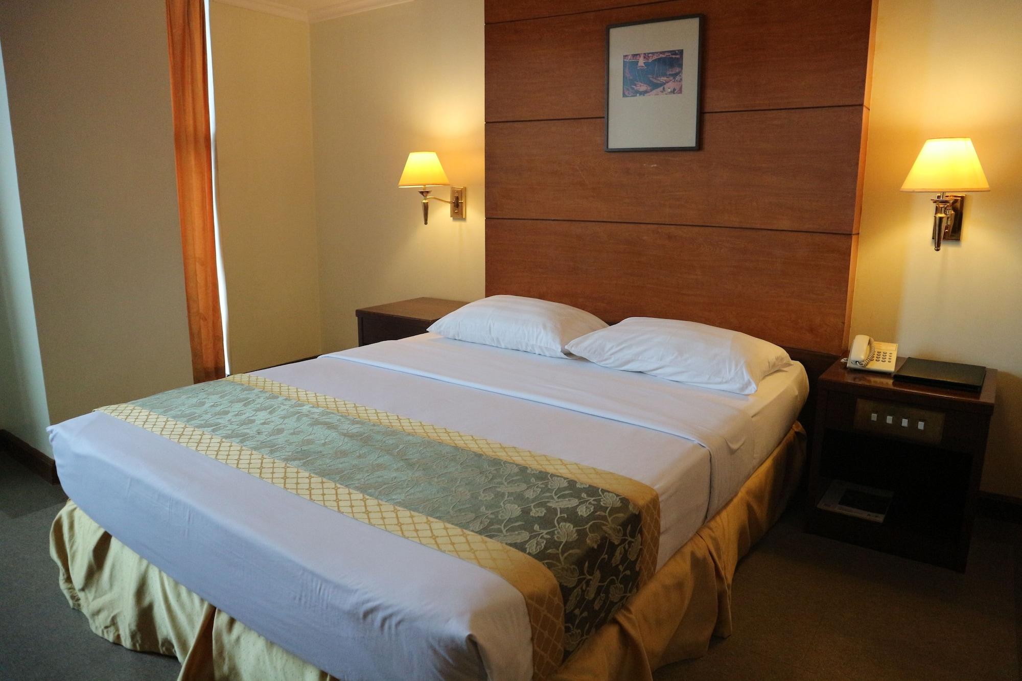 Iloilo Business Hotel Eksteriør bilde