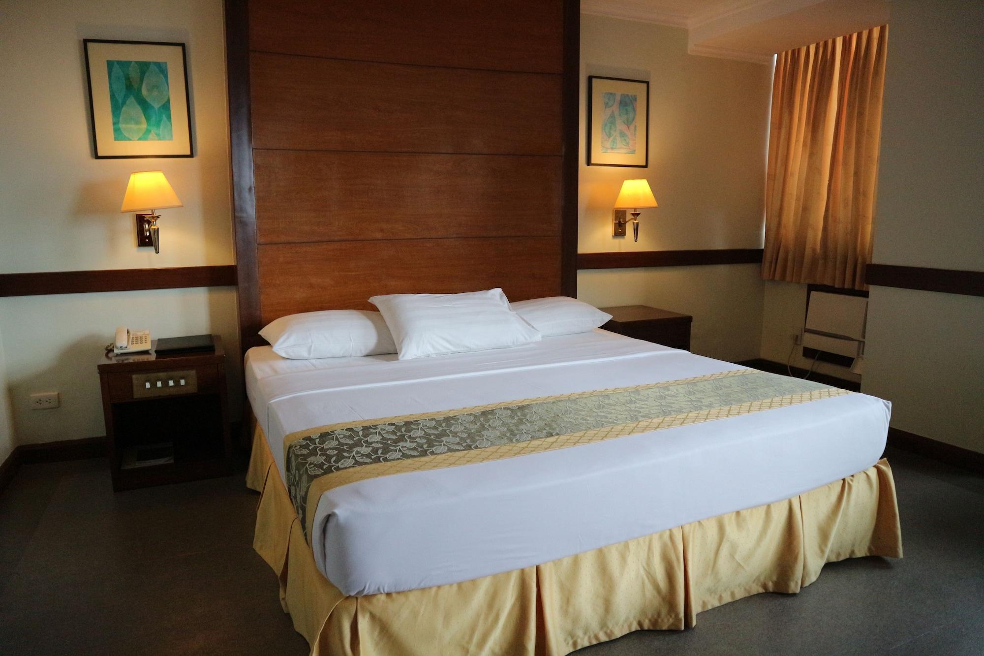Iloilo Business Hotel Eksteriør bilde