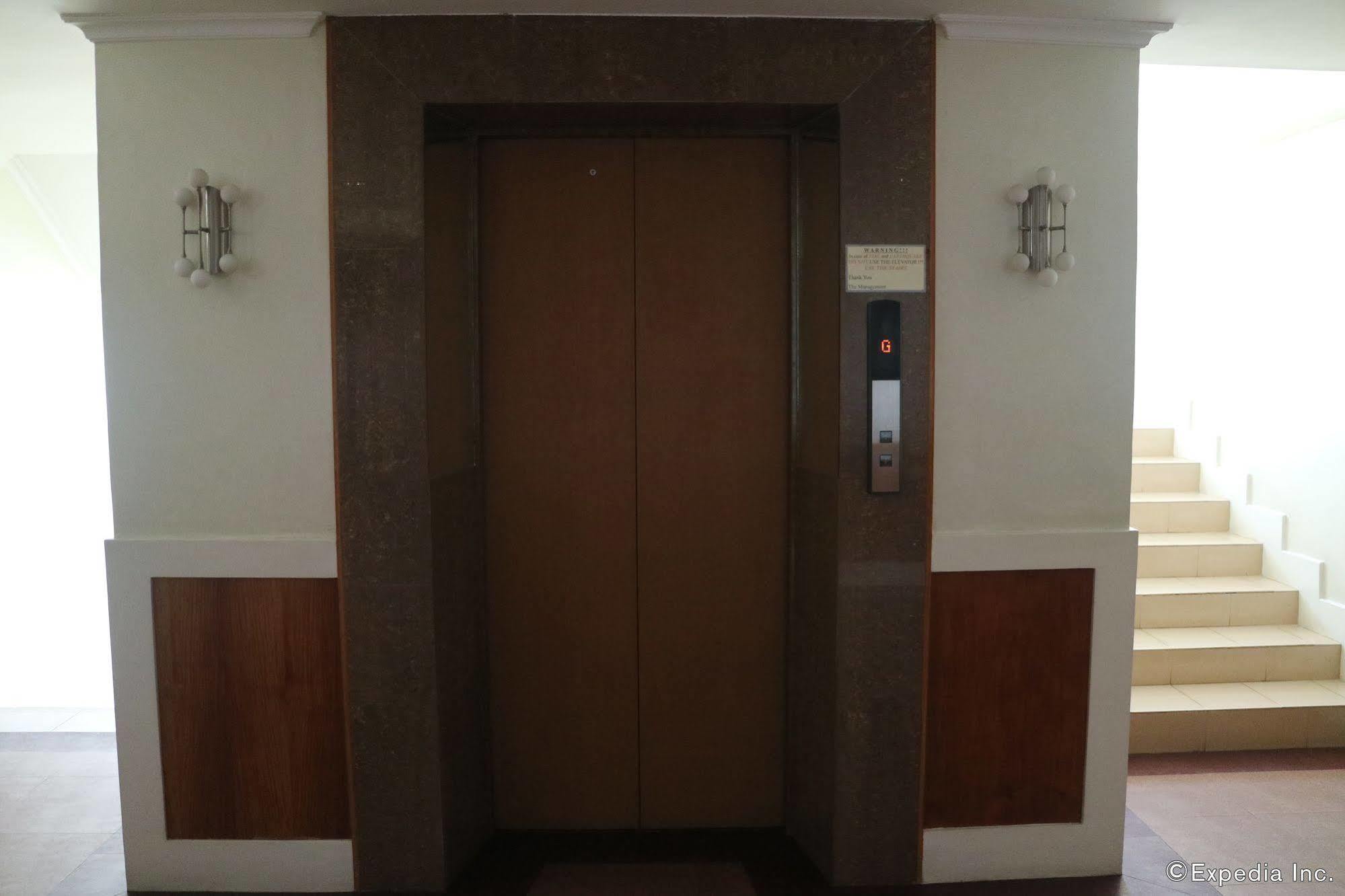 Iloilo Business Hotel Eksteriør bilde