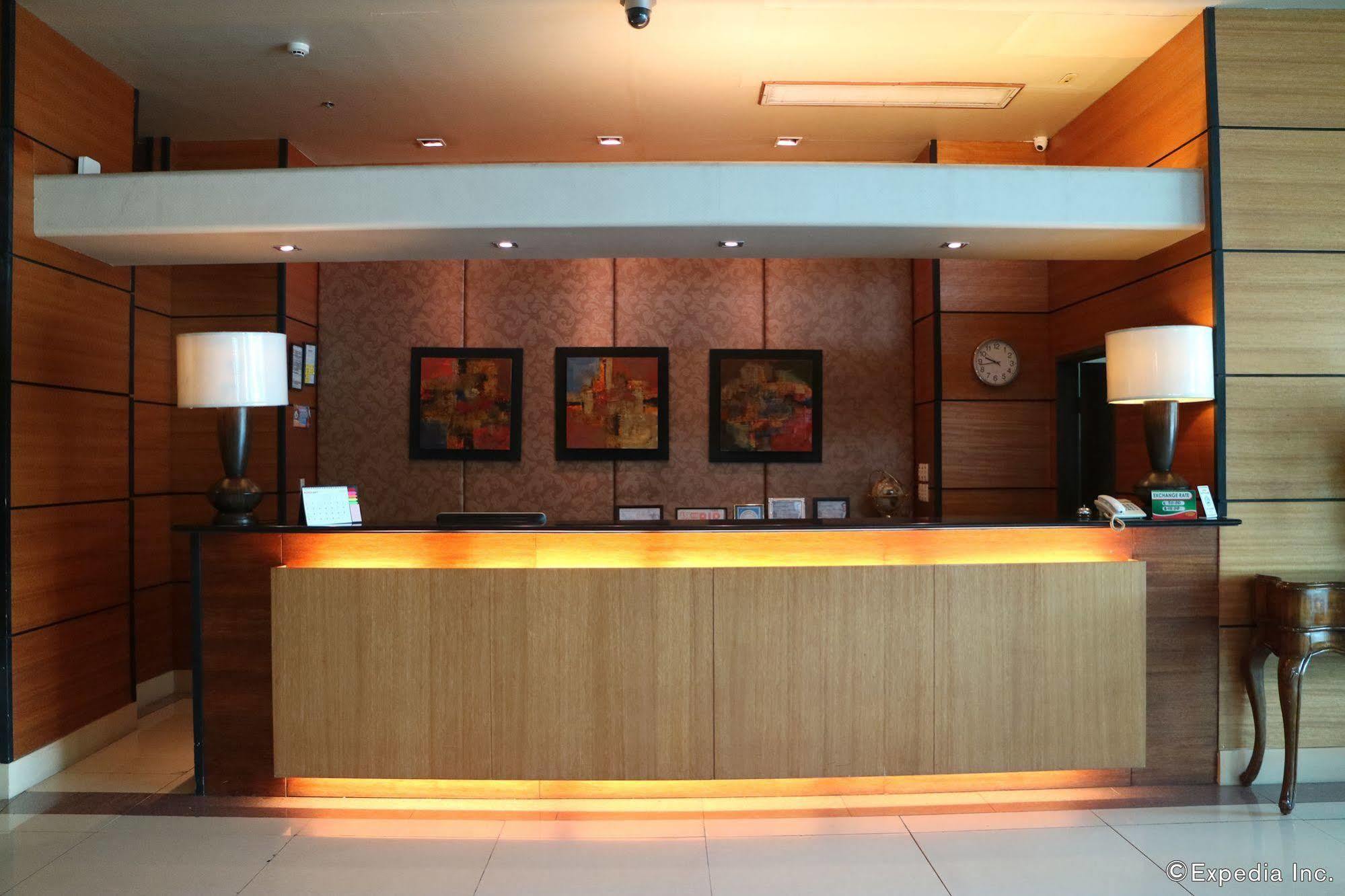 Iloilo Business Hotel Eksteriør bilde